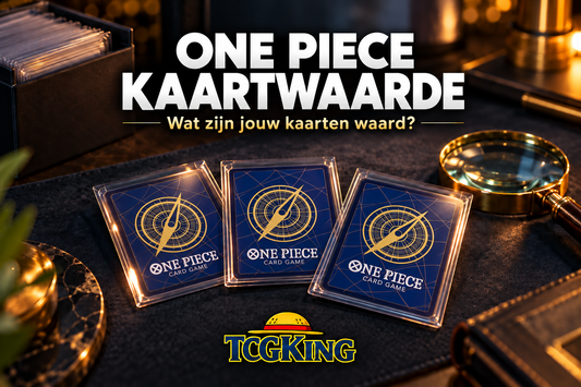One Piece kaartwaarde bepalen: drie kaarten met blauwe One Piece-achterkant en gouden kompas, met TCGKing-logo.